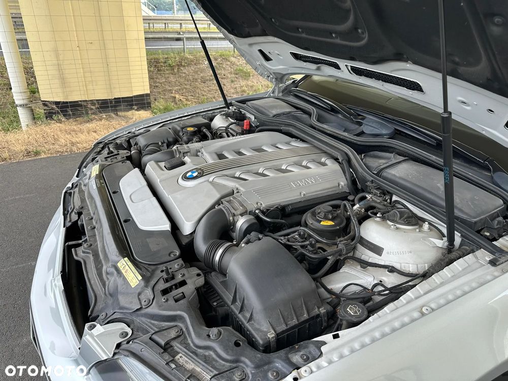 BMW Seria 7 760i L - 35