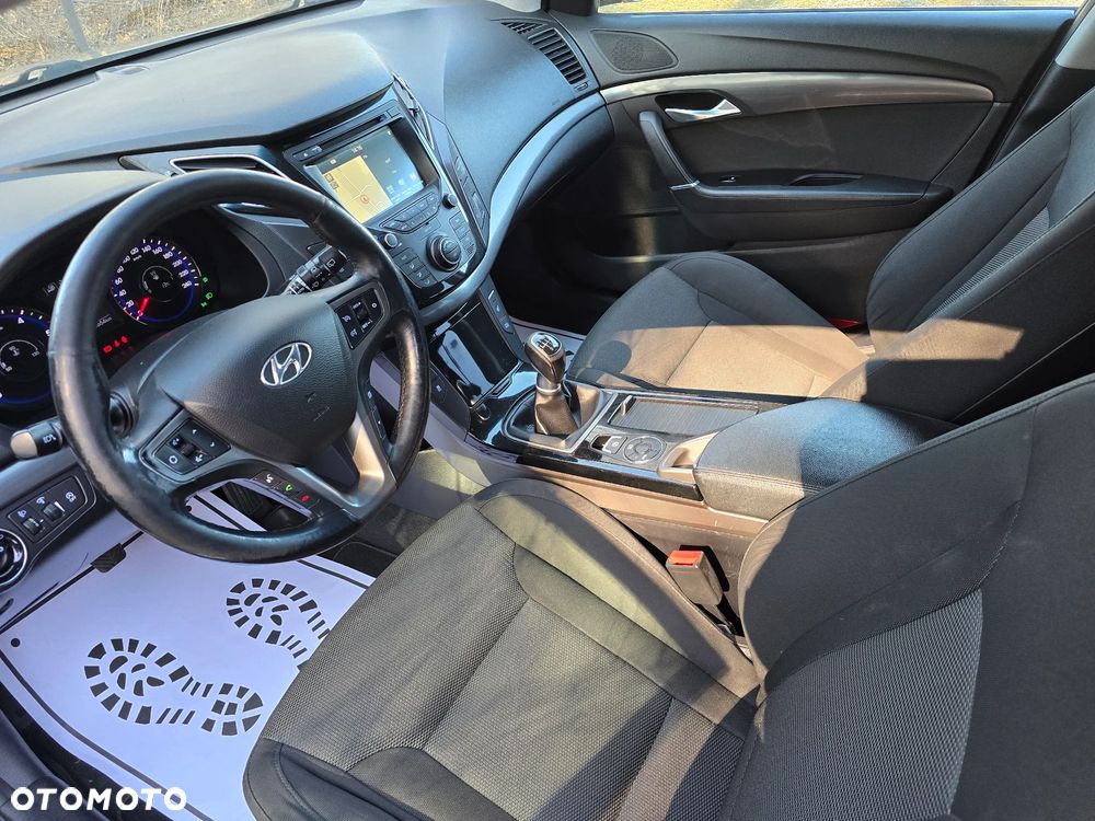 Hyundai i40 Kombi 1.7 CRDi Style - 17