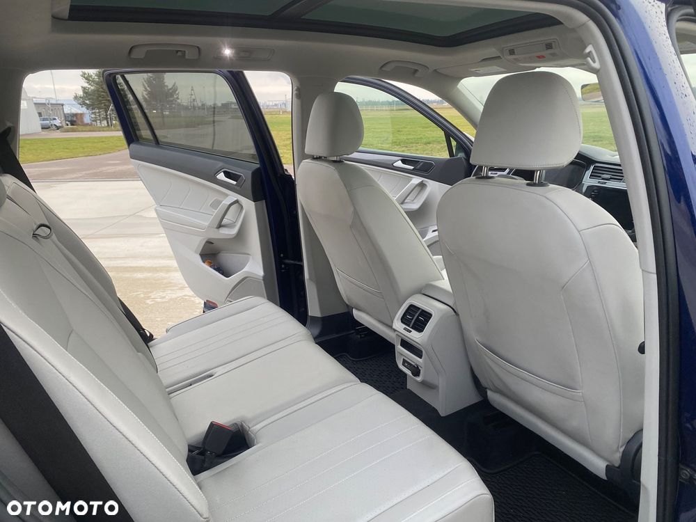 Volkswagen Tiguan Allspace - 19