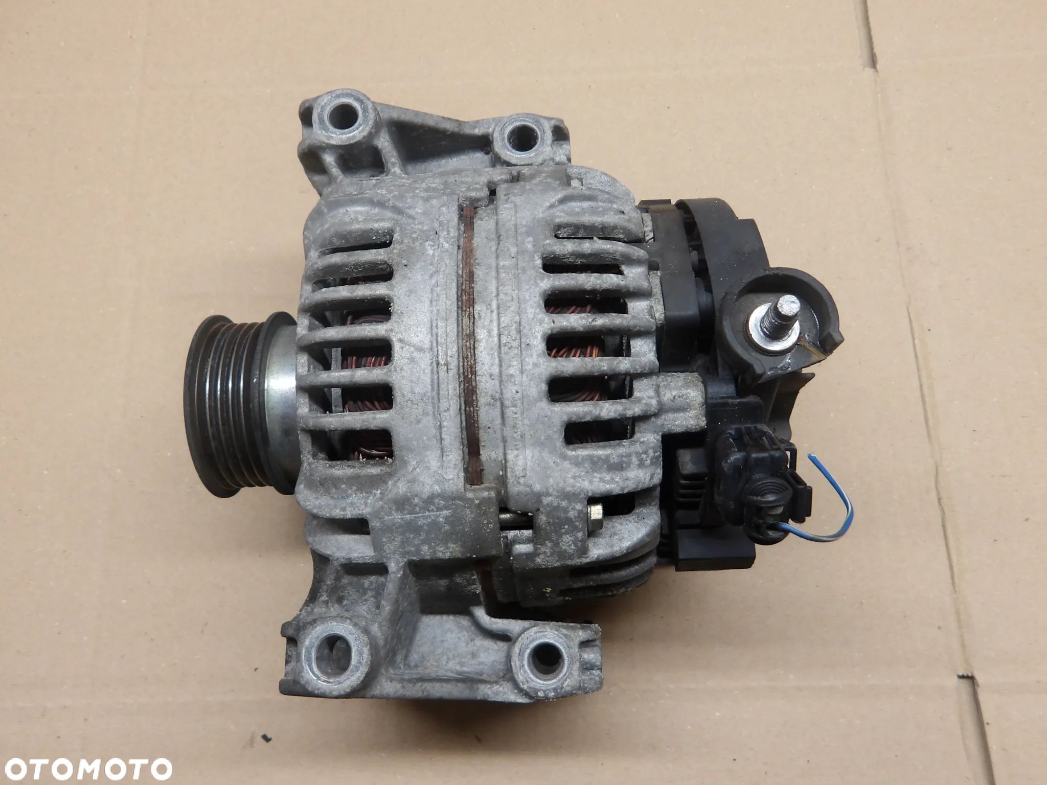 OPEL VECTRA C SEDAN 02-05 2.2 SE ALTERNATOR - 1
