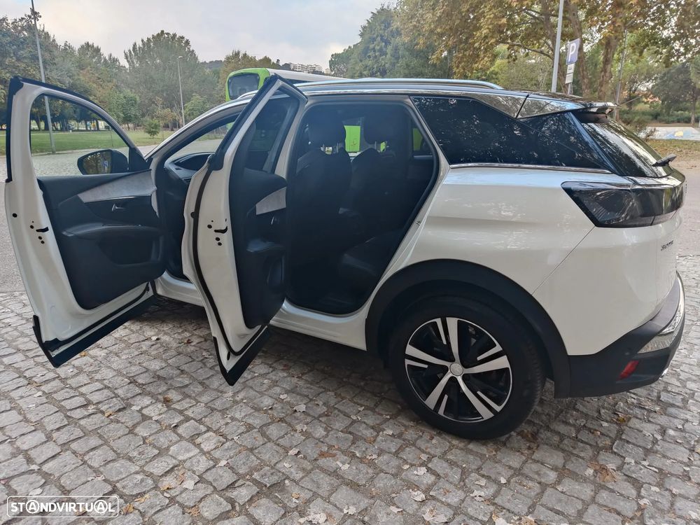 Peugeot 3008 1.5 BlueHDi GT Pack EAT8 - 4