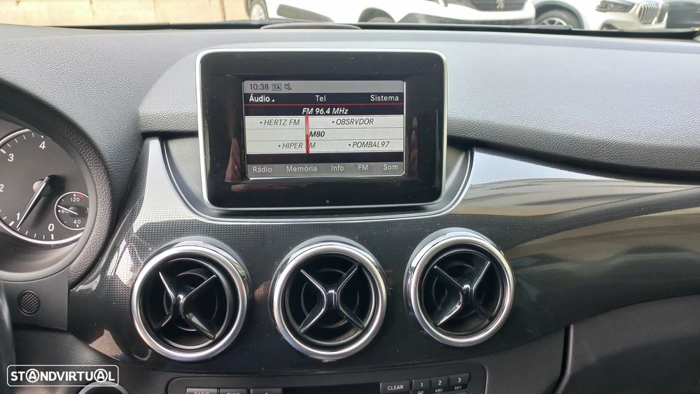 Mercedes-Benz B 180 CDI BlueEFFICIENCY 114g - 9