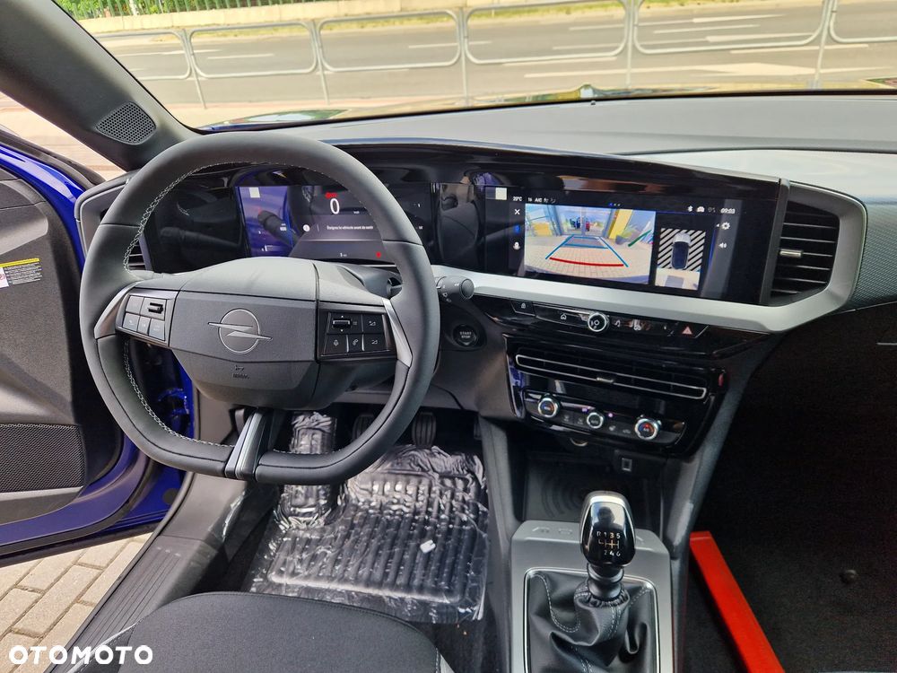 Opel Mokka 1.2 T Edition S&S - 17