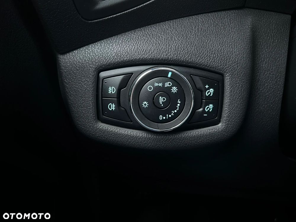 Ford Transit Connect - 18