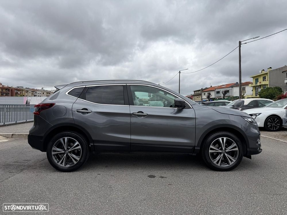 Nissan Qashqai 1.5 dCi N-Connecta J18 - 6