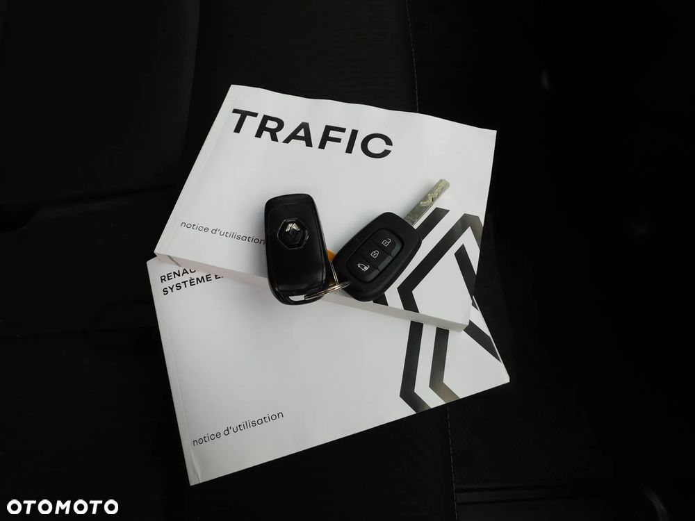 Renault Trafic - 16