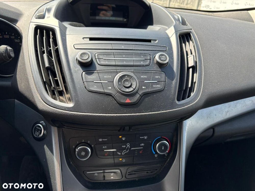 Ford Kuga 1.5 EcoBoost 2x4 Trend - 8