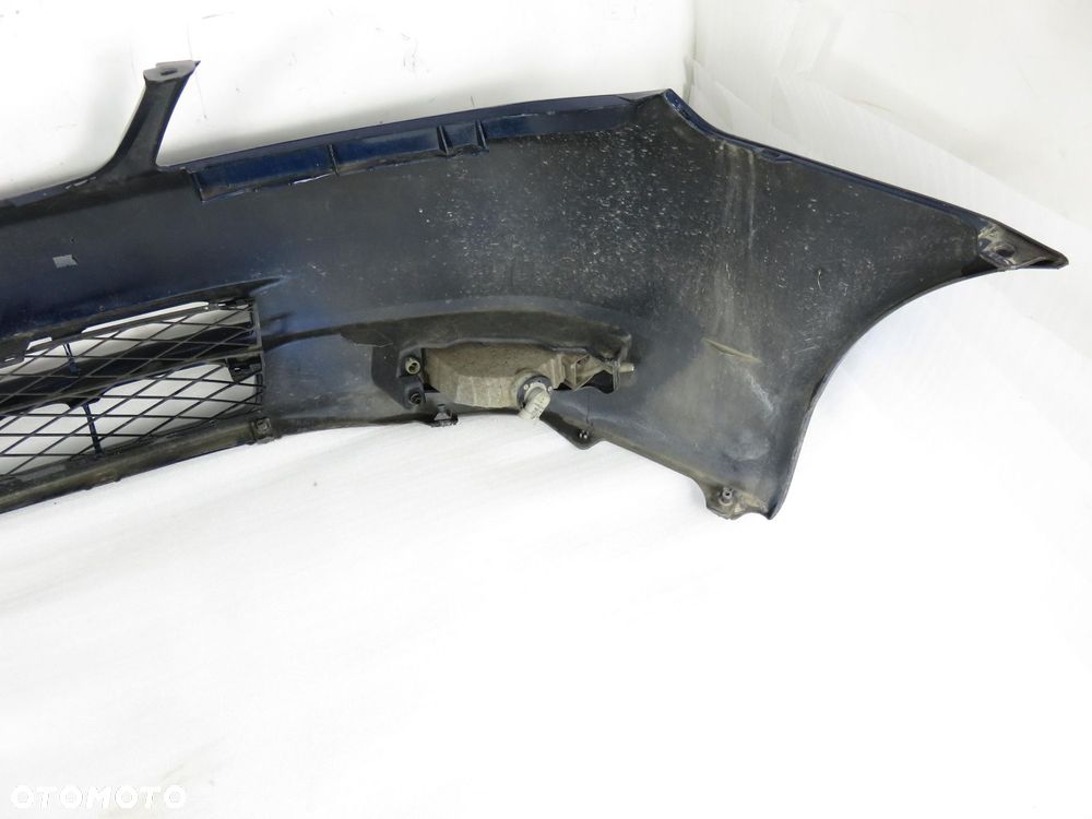 ZDERZAK PRZÓD TOYOTA COROLLA E12 8P4 - 4