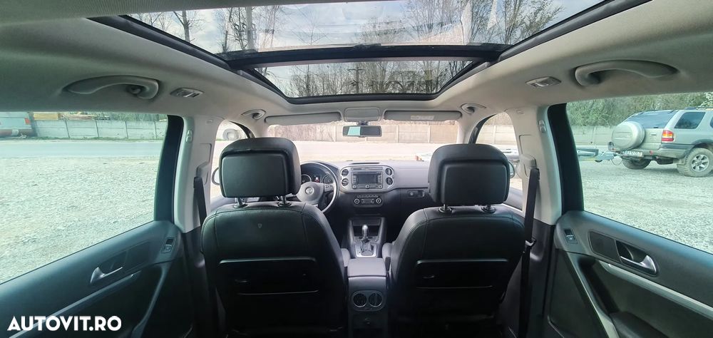 Volkswagen Tiguan 2.0 TDI DPF 4Motion BlueMotion Technology DSG Exclusive - 10