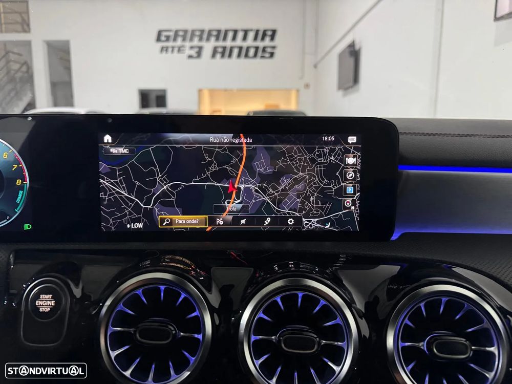 Mercedes-Benz A 250 e AMG Line - 29