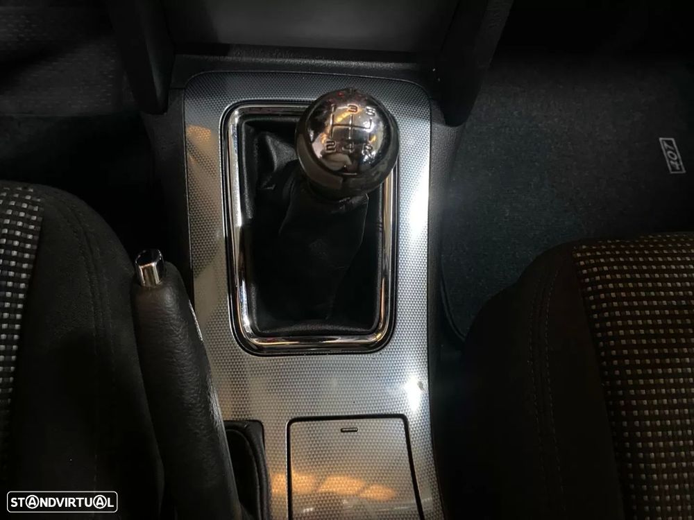 Peugeot 407 SW 1.6 HDi Navteq - 13