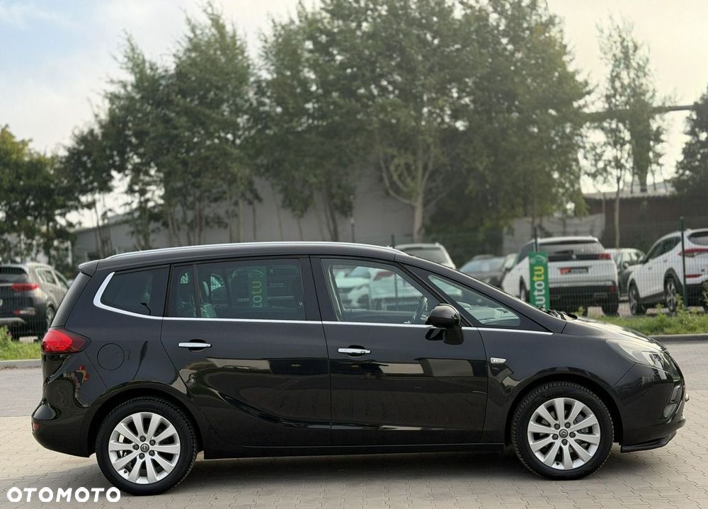 Opel Zafira - 12