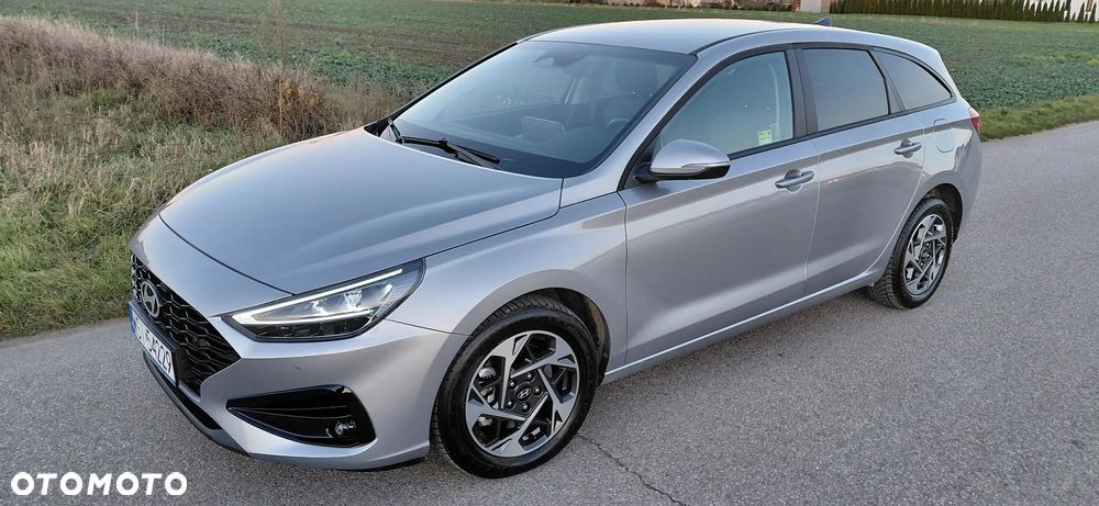 Hyundai i30 1.5 T-GDI 48V-Hybrid Advantage - 1