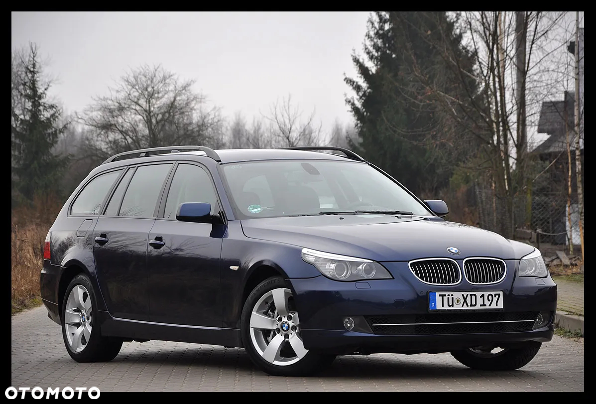 BMW Seria 5 525xi Touring Edition Lifestyle - 8