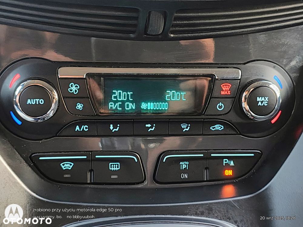 Ford Kuga 2.0 TDCi 4WD Titanium - 14