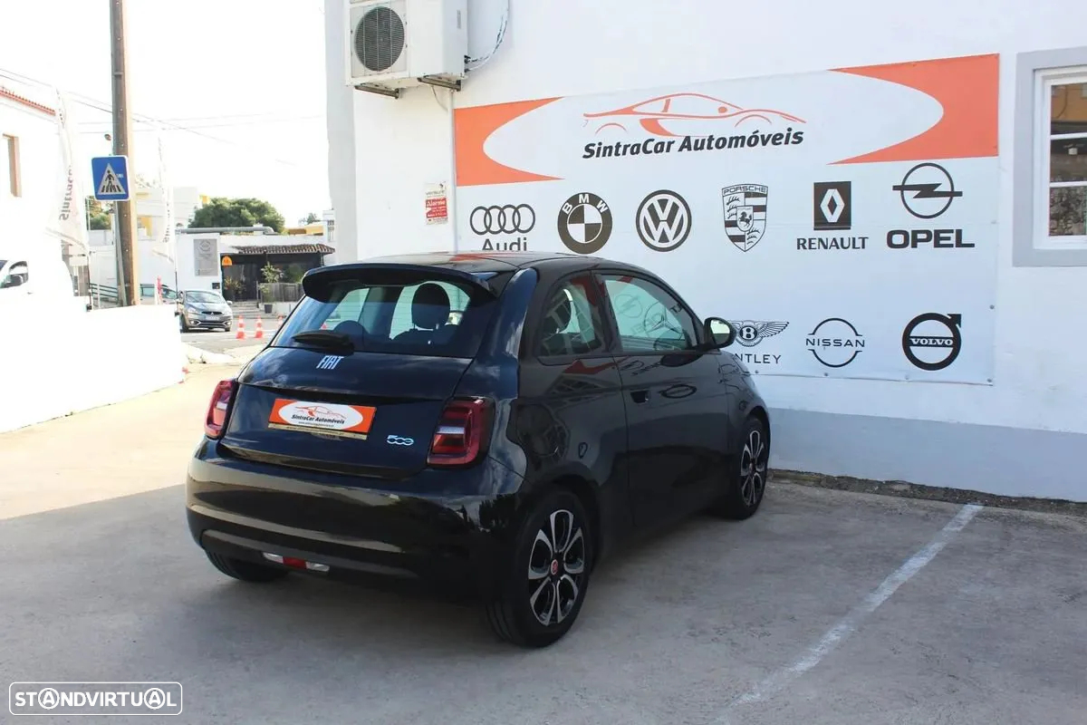 Fiat 500e Action - 8