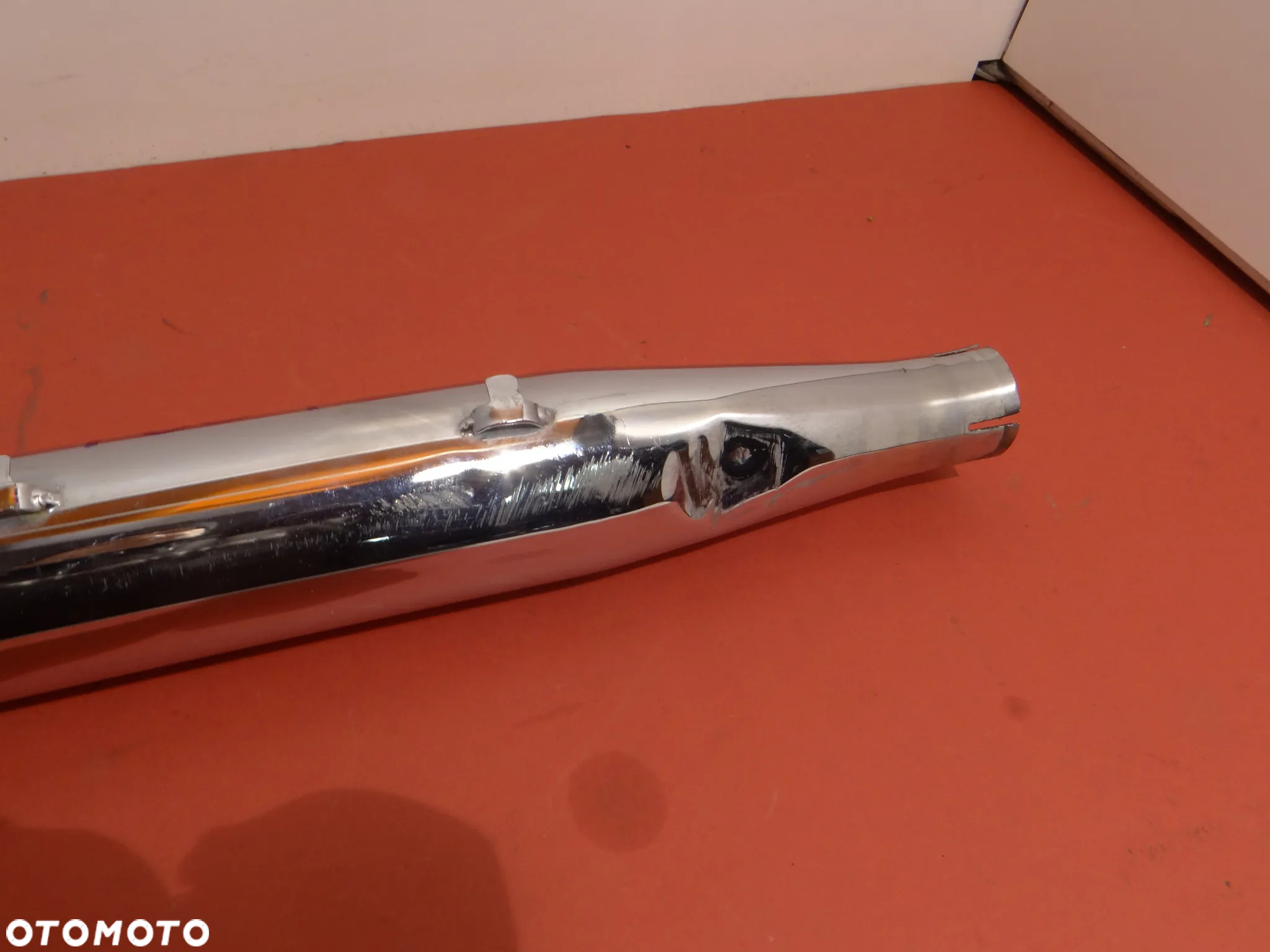 T001  TRIUMPH America Bonneville TŁUMIK WYDECH PRAWY - 18