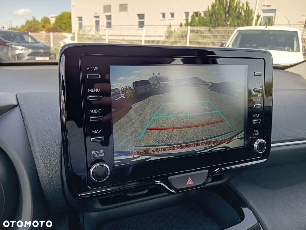 Toyota Yaris Cross Hybrid 1.5 Comfort 4x4 - 26