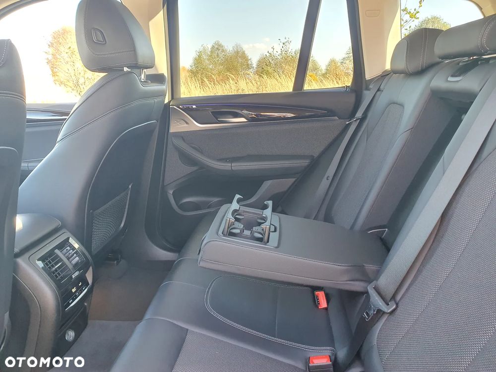 BMW X3 xDrive20d xLine - 20