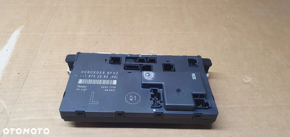 Moduł sterownik drzwi lewy przód Mercedes E Klasa W211 Lift A2118702585 - 2