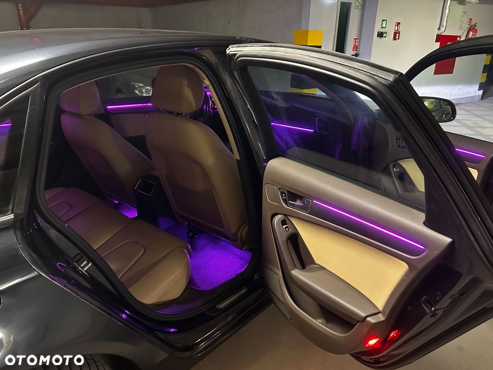 Audi A4 Limousine - 27