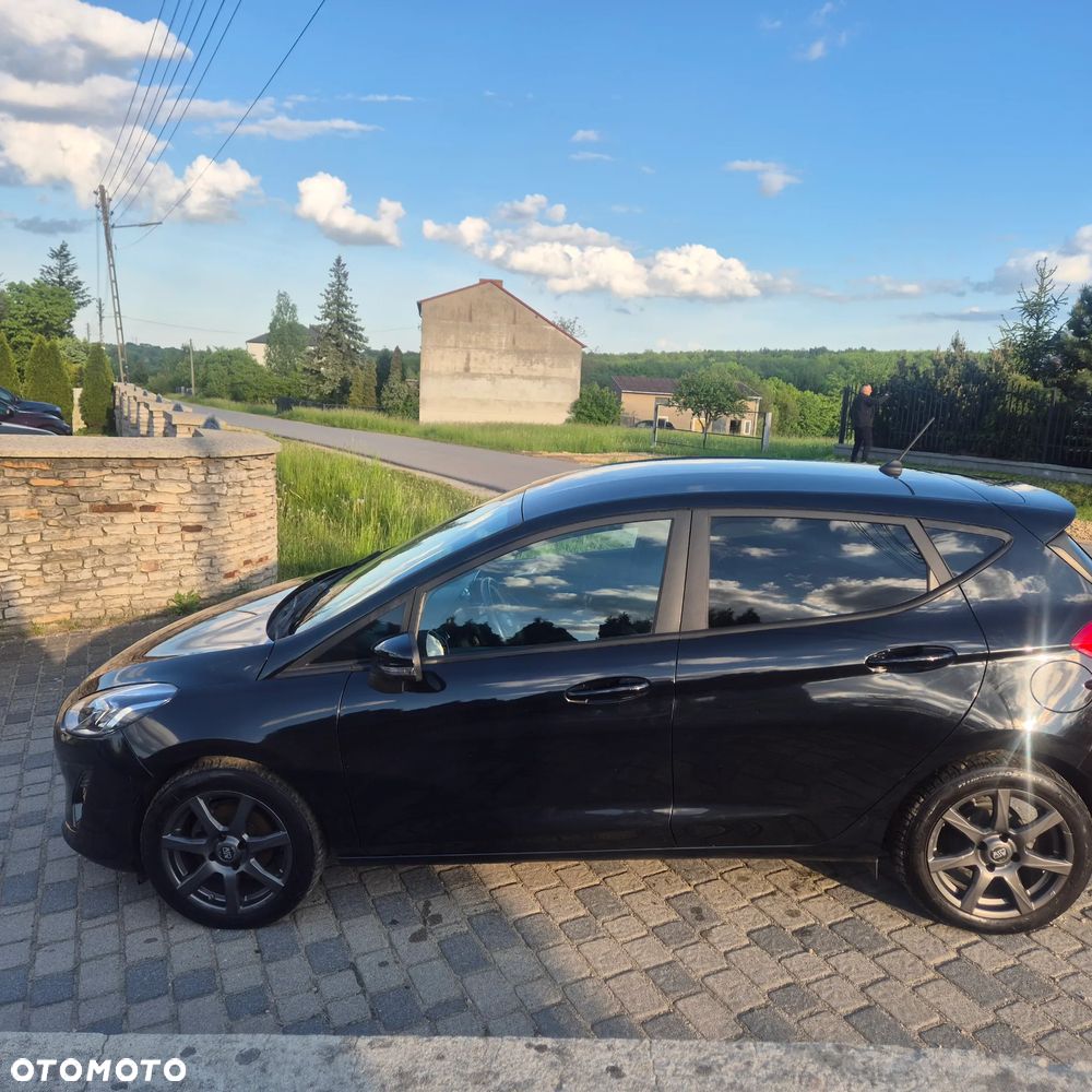 Ford Fiesta - 7