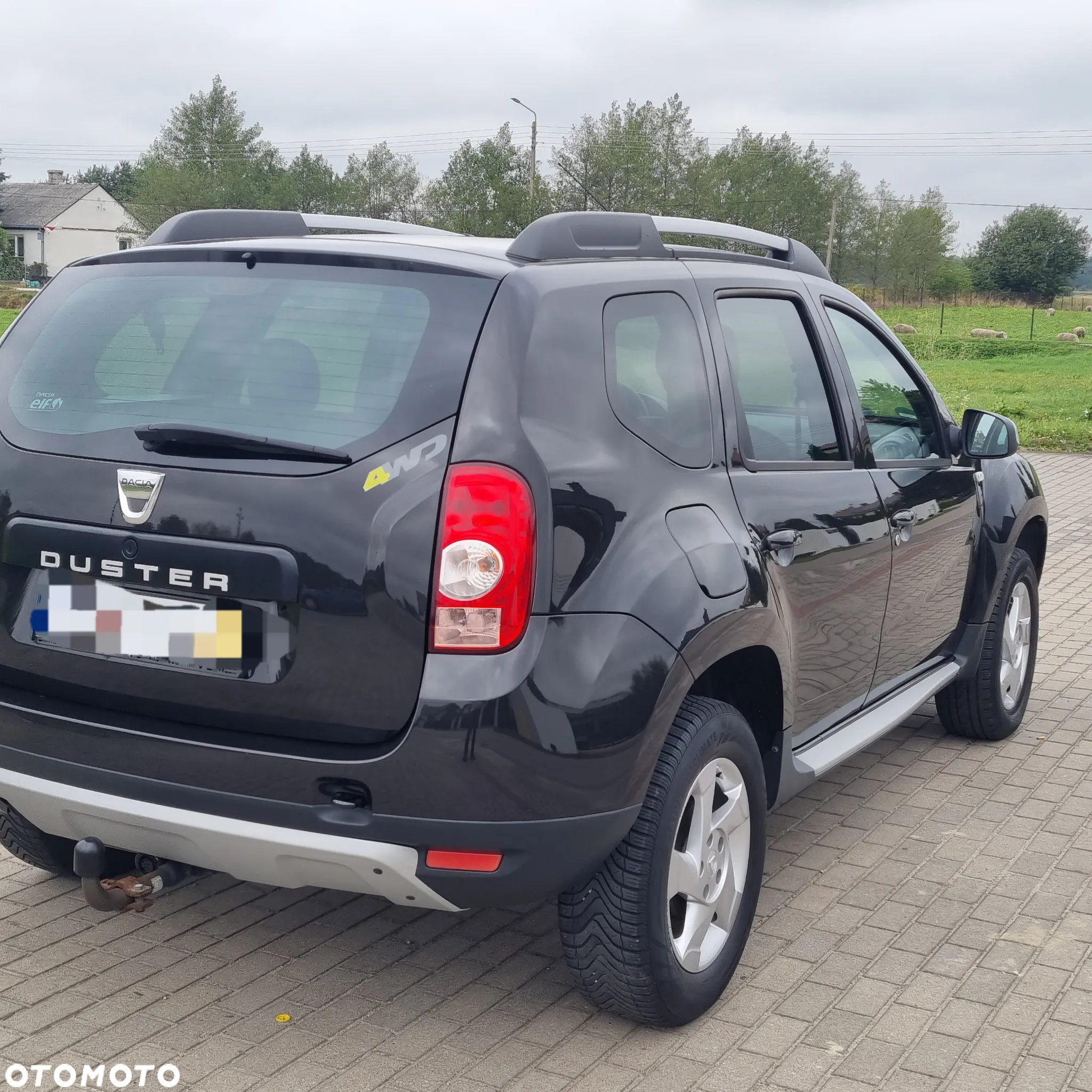 Dacia Duster 1.6 16V 105 4x4 Prestige - 8