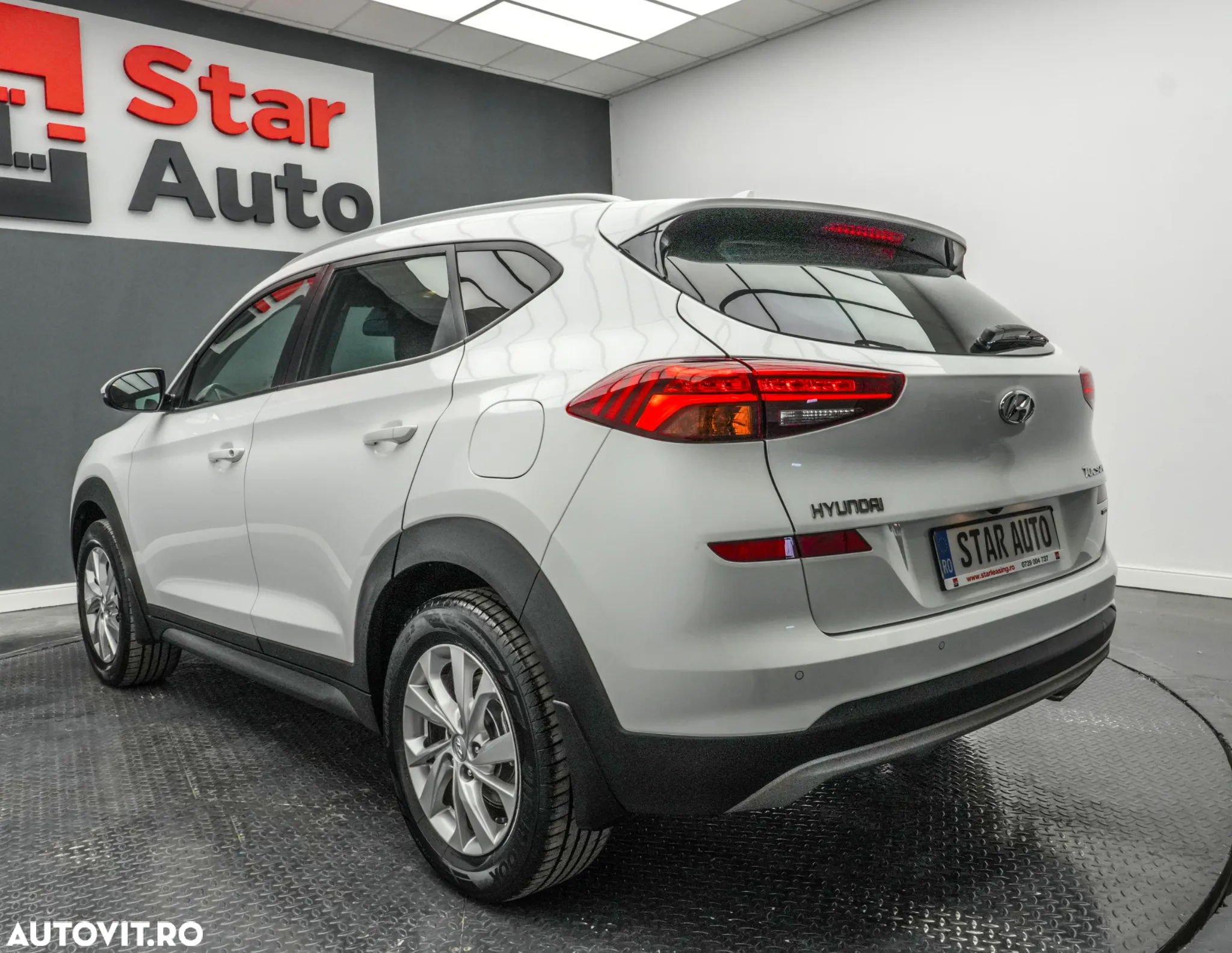Hyundai Tucson 1.6 CRDi 4WD 6MT Premium - 4