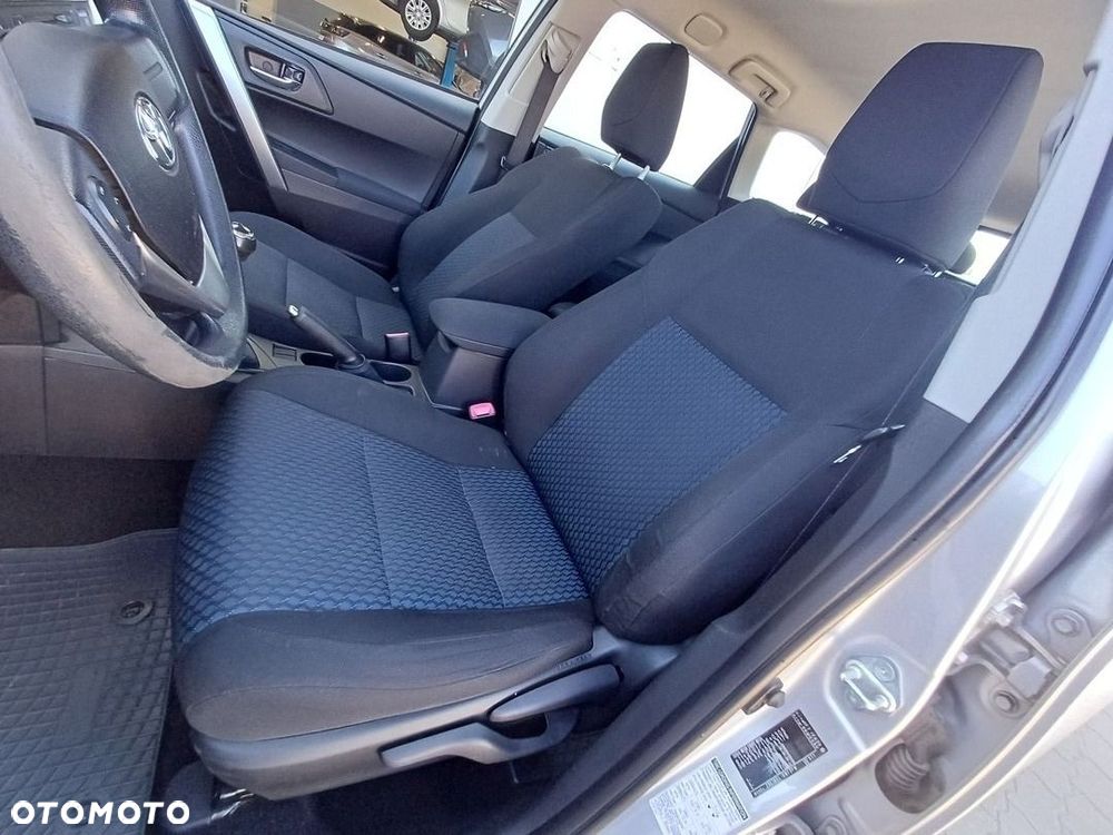 Toyota Auris 1.6 Active - 10