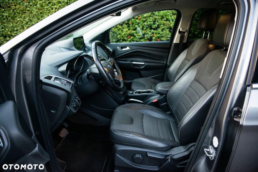 Ford Kuga 2.0 TDCi 4x4 Titanium - 18