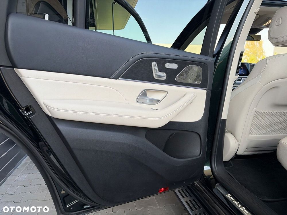 Mercedes-Benz GLS 2024