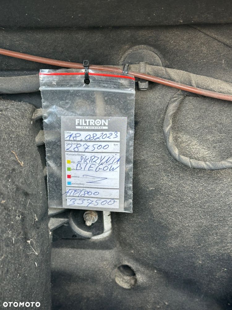 Mercedes-Benz Sprinter - 30