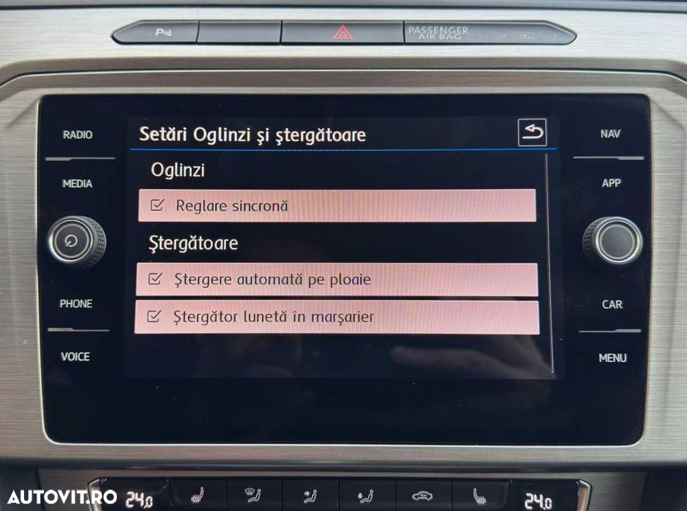 Volkswagen Passat - 33