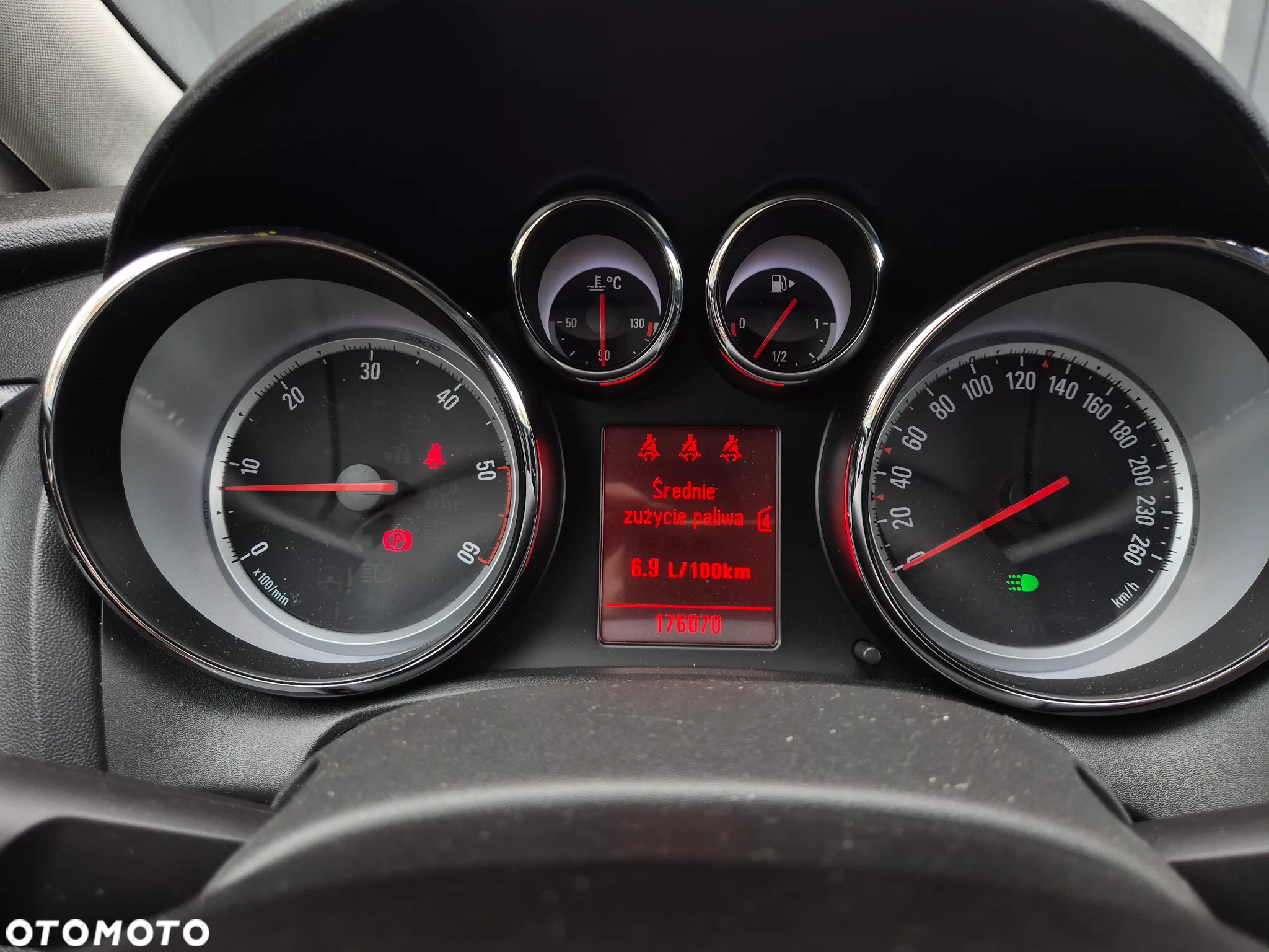 Opel Astra III 1.9 CDTI Cosmo - 8
