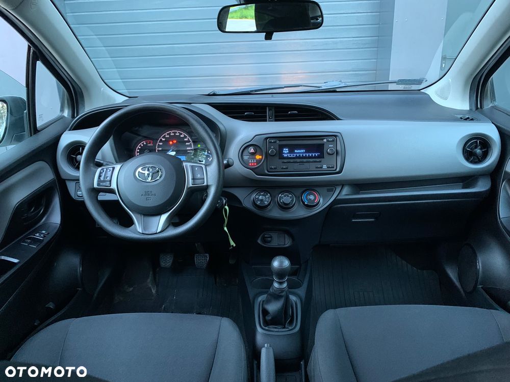 Toyota Yaris 1.5 Active - 13