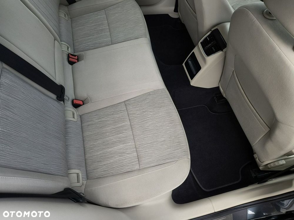 Skoda Octavia 2.0 TSI 4x4 Style DSG - 19