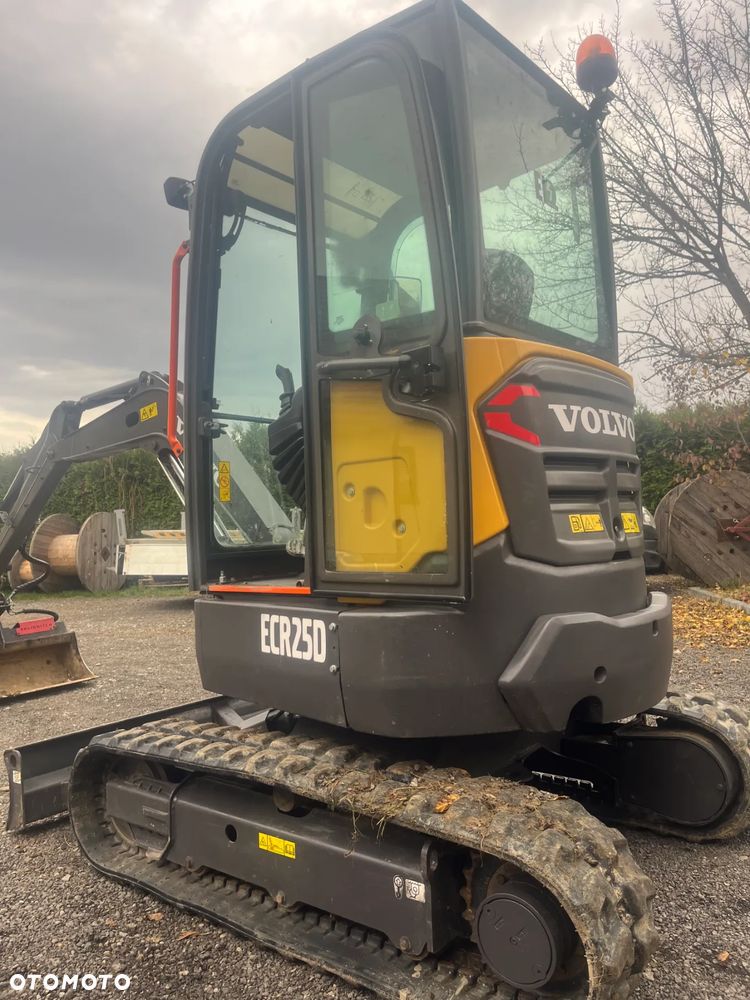 Volvo ECR 25D - 8