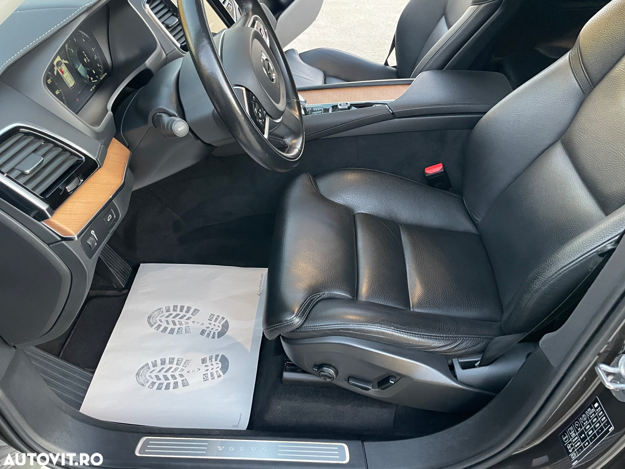 Volvo XC 90 B5 MHEV AWD 7 locuri Momentum Pro - 6