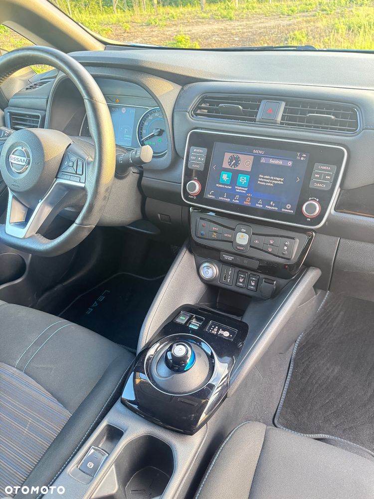 Nissan Leaf - 26