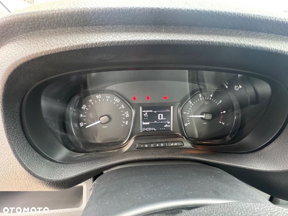 Citroën SpaceTourer XL Feel - 13