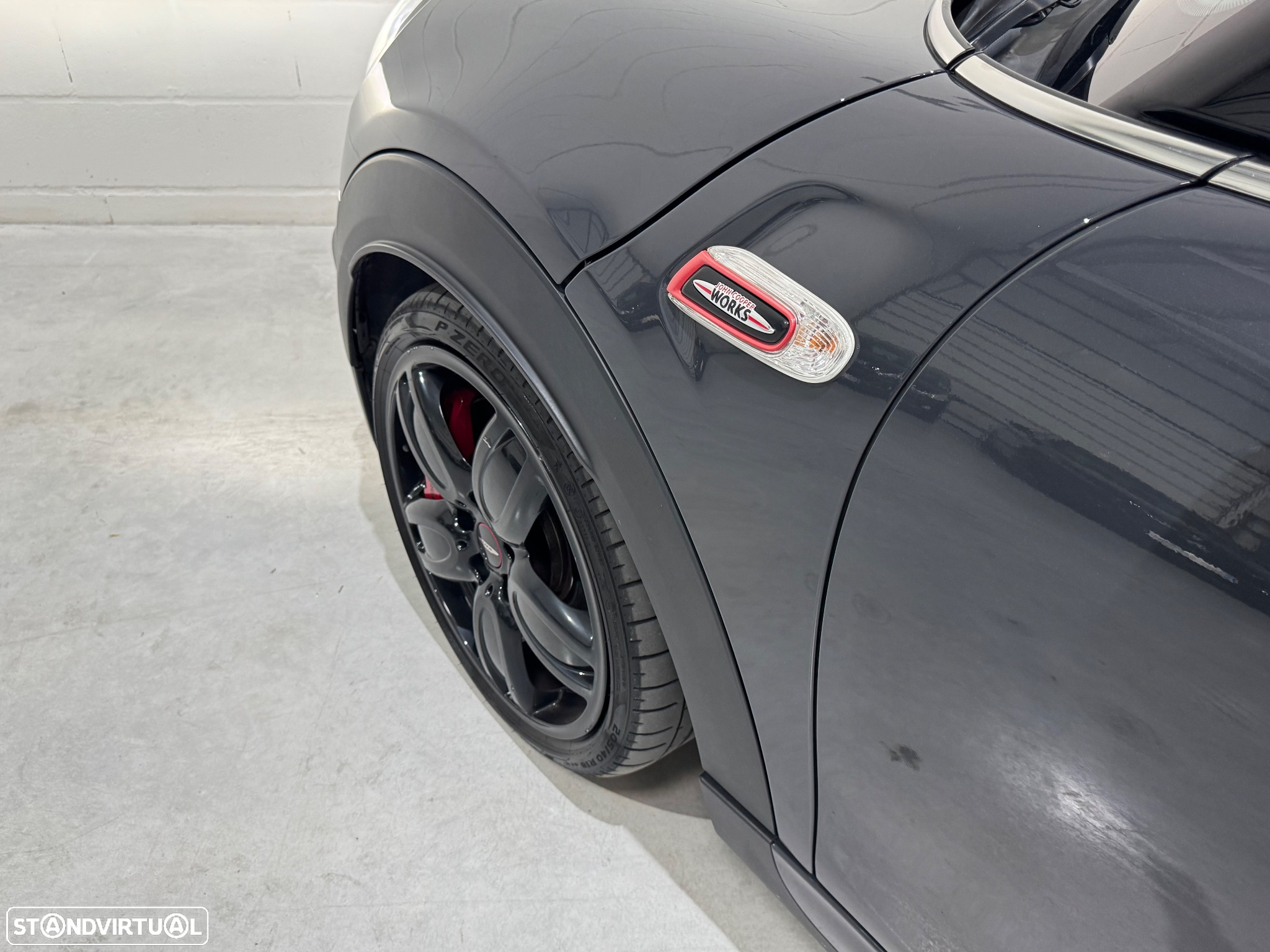 MINI Cabrio John Cooper Works Auto Desportiva - 33