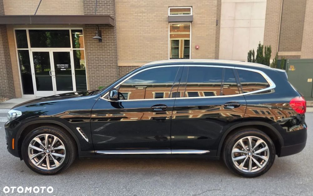 BMW X3 xDrive30i Luxury Line - 4