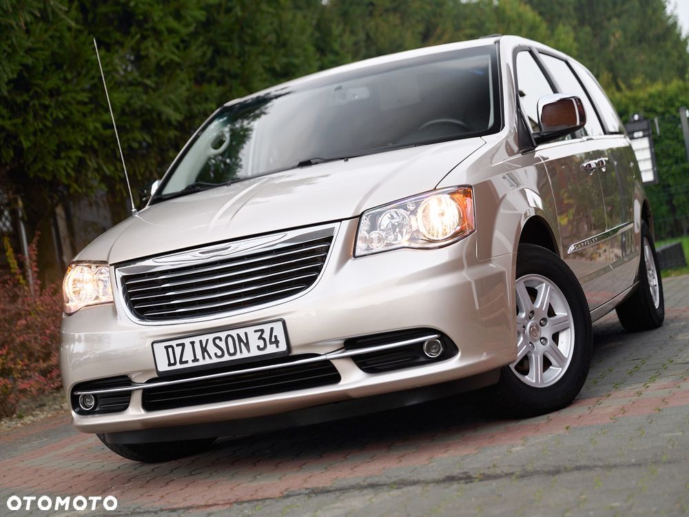 Chrysler Town & Country 3.6 Limited - 1