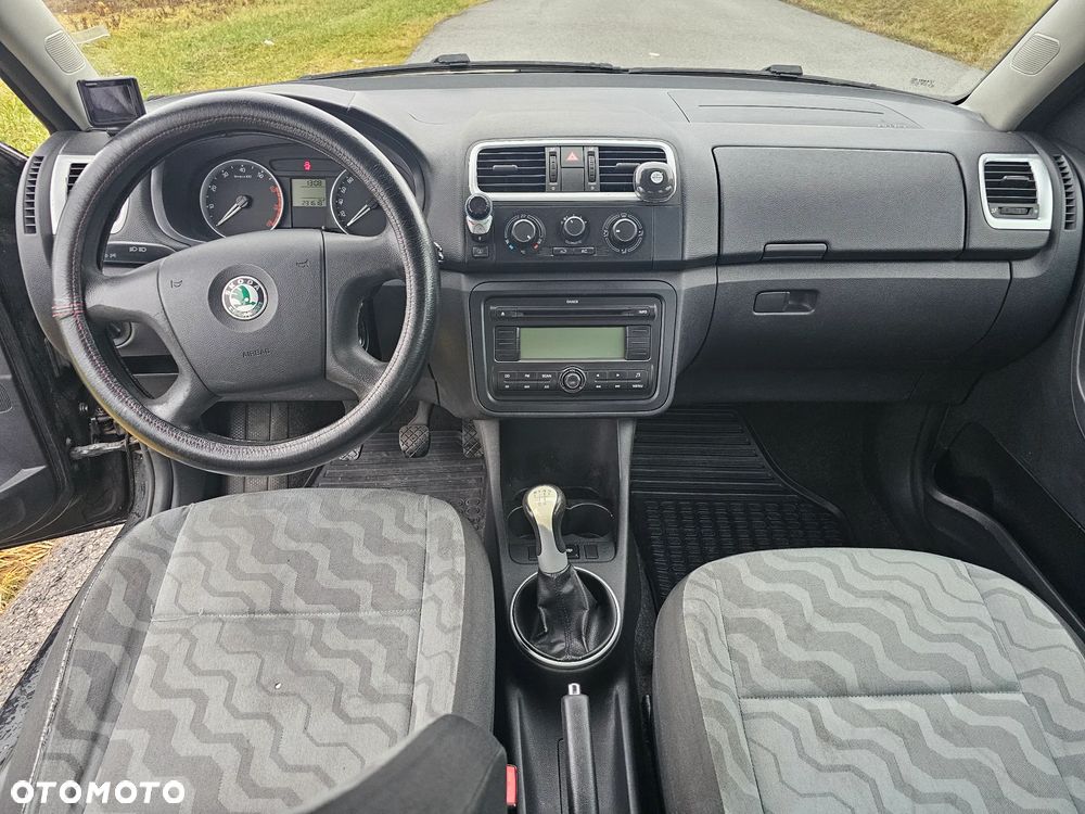 Skoda Roomster 1.4 16V PLUS EDITION - 6