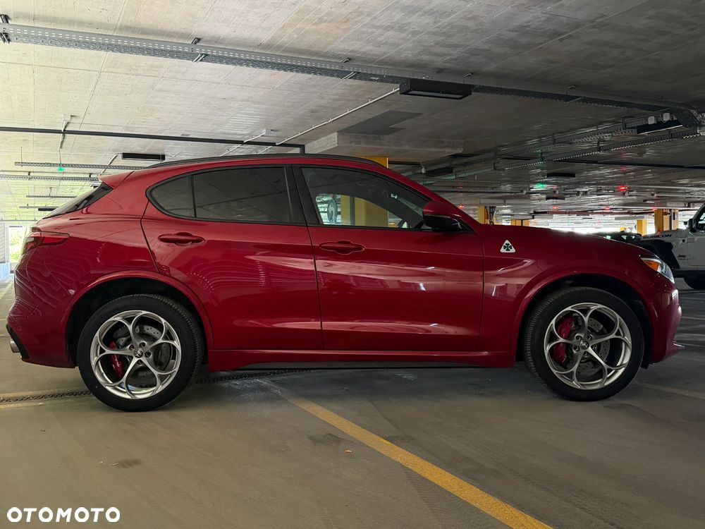 Alfa Romeo Stelvio 2.9 V6 Bi-Turbo Quadrifoglio Q4 - 6