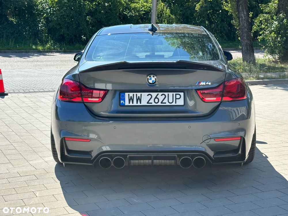 BMW M4 DKG - 8