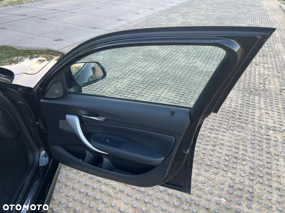 BMW Seria 1 120d M Sport Shadow sport - 17