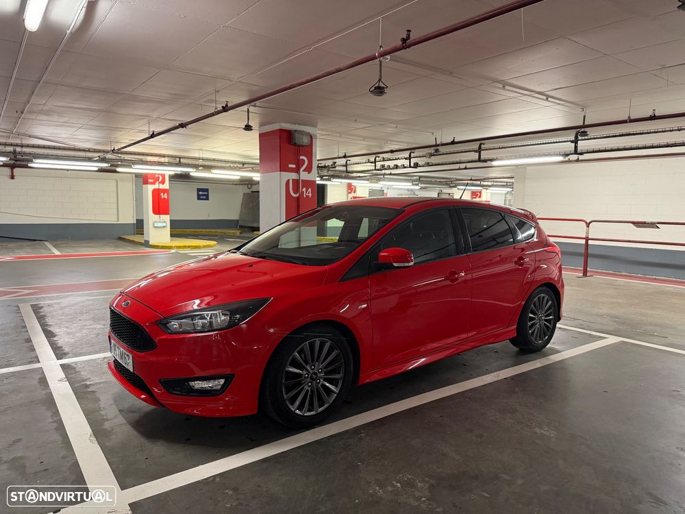 Ford Focus 1.0 EcoBoost ST-Line - 1