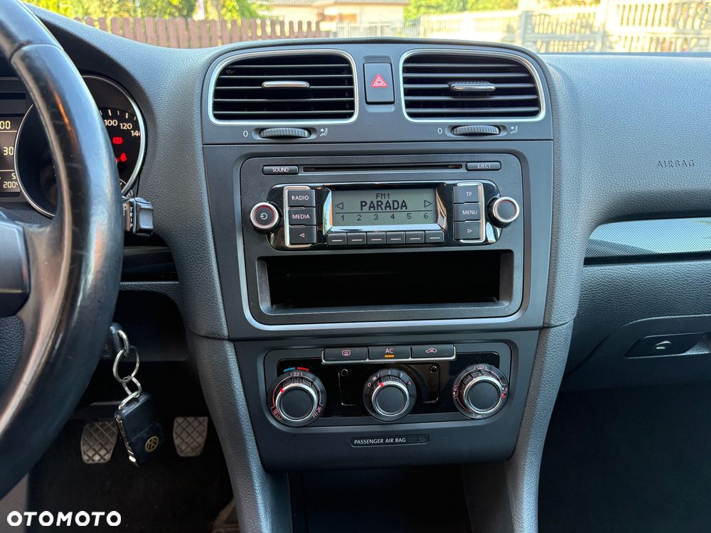 Volkswagen Golf 1.4 Style - 34