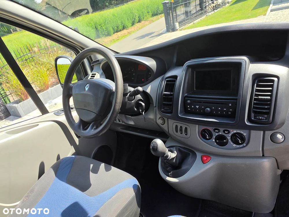 Renault TRAFIC - 18